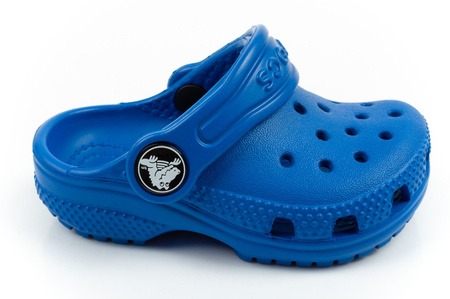 Sandalele Crocs Clog t Blue pentru copii sunt confortabile și ușoare.