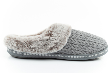 Papuci de casă Skechers pentru femei, confortabili, cu design de tip Campfire, la modă