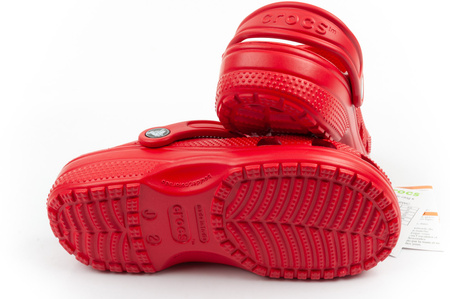 Sandale Crocs Classic pentru copii, culoare roșie, confortabile și ușoare