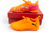 Ghete de fotbal pentru gazon artificial Puma Future 8 Play TT pentru copii, portocalii