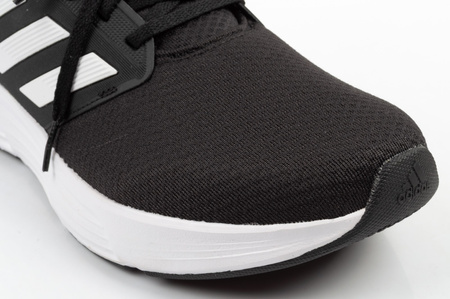 Pantofii de alergare pentru bărbați Adidas Galaxy 6 sunt confortabili și ușori.