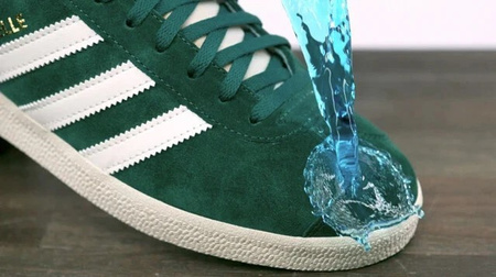 Spray impermeabilizant pentru încălțăminte Sneaker King Protector - Protecție împotriva apei și murdăriei