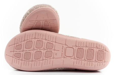 Papuci de damă Scholl Creamy Bootie [F301471023] izolați, roz.