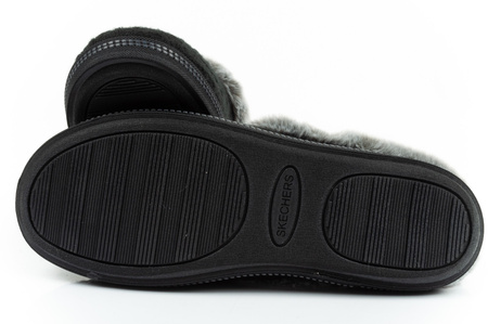 Papuci de damă Skechers [167225/BLK] izolați, negri.