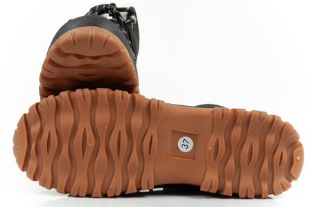 Cizme de iarnă pentru zăpadă Lee Cooper cu piele de oaie [LCJ-24-44-2868L], negre.