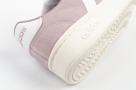 Teniși din piele pentru femei Adidas Grand Court Alpha.