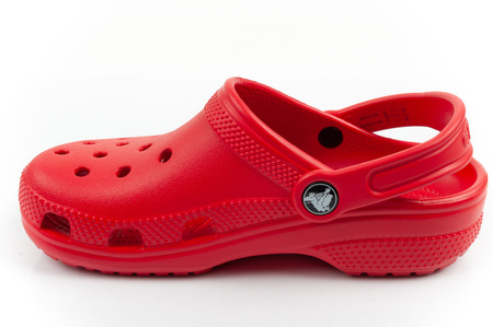 Sandale Crocs Classic pentru copii, culoare roșie, confortabile și ușoare