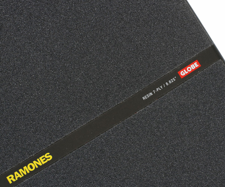 Globe Skateboard Cruiser Hammer Ramones 8.6" Cruiser, Tensor, Abec-7