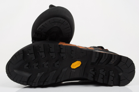 Pantofi sport trekking pentru bărbați Aku Croda BOA GTX, negri și portocalii rezistenți