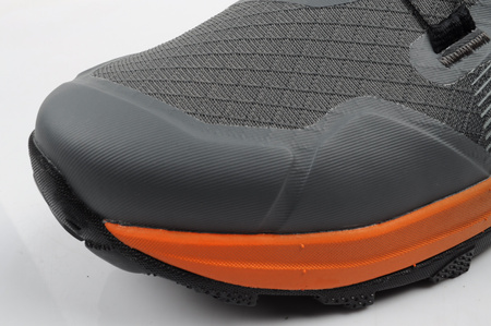 Pantofi de drumeție Aku Furiosa BOA GTX Vibram pentru bărbați, gri la modă