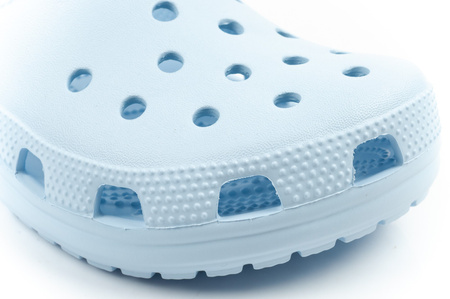 Sandale Crocs Classic albastre pentru bărbați și femei. Confortabile și ușoare